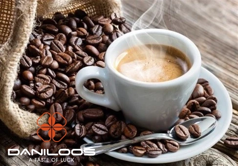 قهوه گرم است یا سرد