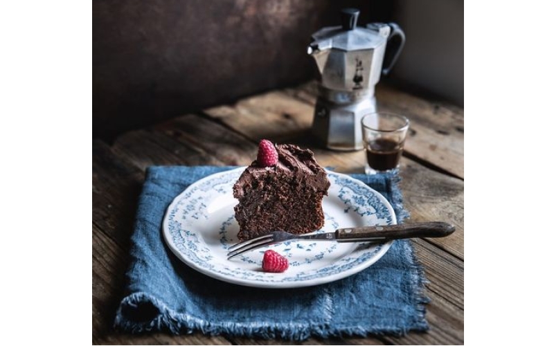 آموزش کیک شکلاتی قهوه؛ ۳ مرحله سریع و آسان آموزش کیک شکلاتی قهوه؛ ۳ مرحله سریع و آسان