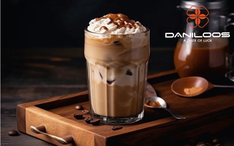 روش تهیه شیک قهوه رژیمی با شیر بادام روش تهیه شیک قهوه رژیمی با شیر بادام