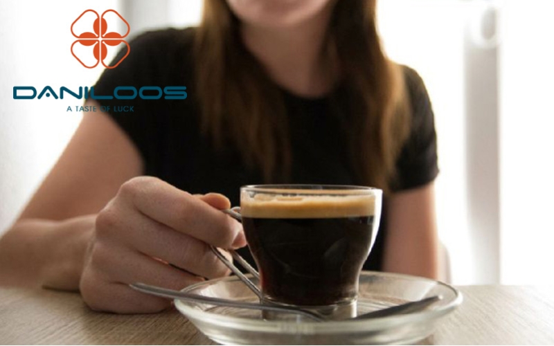 چه کسانی نباید قهوه بنوشند؟ 19 گروهی که باید با احتیاط مصرف کنند؟ چه کسانی نباید قهوه بنوشند؟ 19 گروهی که باید با احتیاط مصرف کنند؟