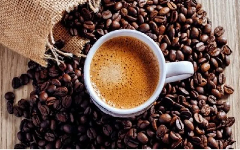 مقایسه کافئین انواع قهوه